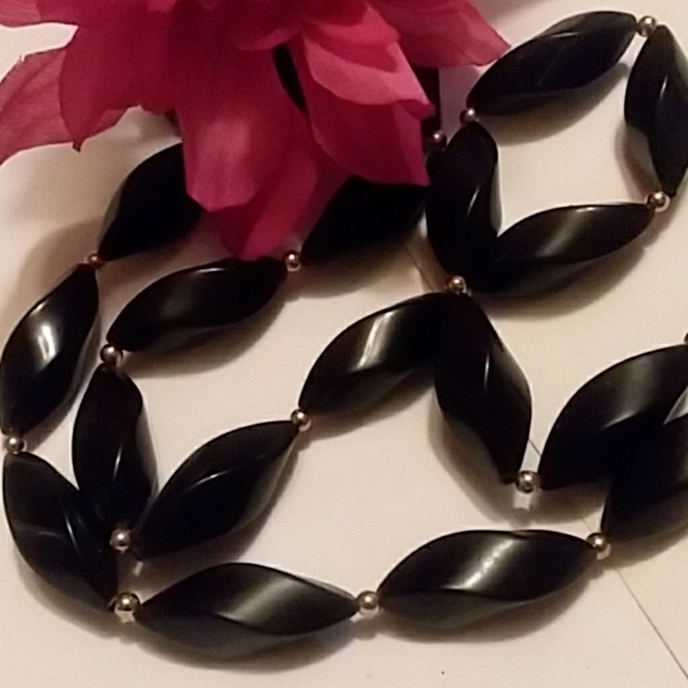 💞SALE Black Onxy & Gold Beads Neckalace💞